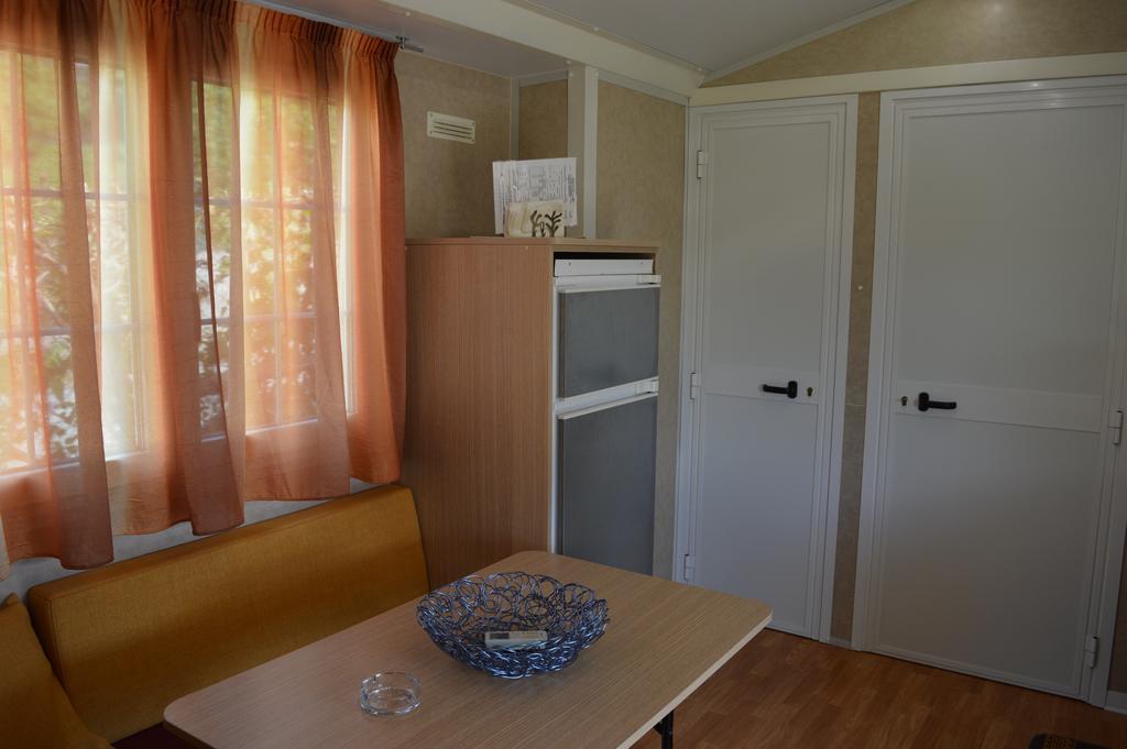 Camping Royal Pettenasco Pokój zdjęcie