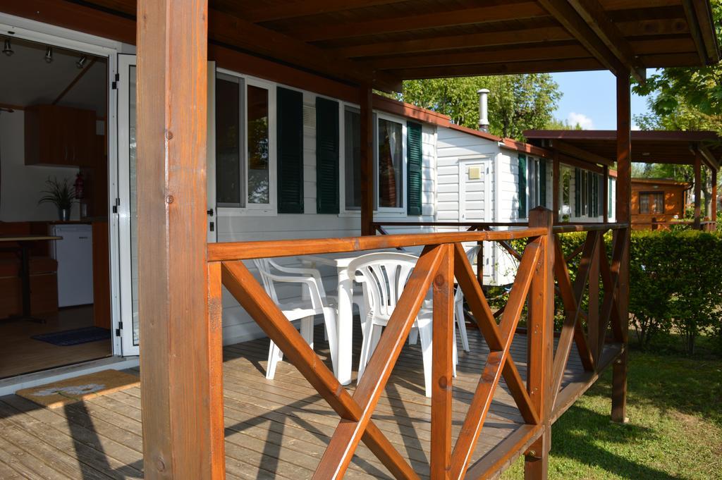 Camping Royal Pettenasco Zewnętrze zdjęcie